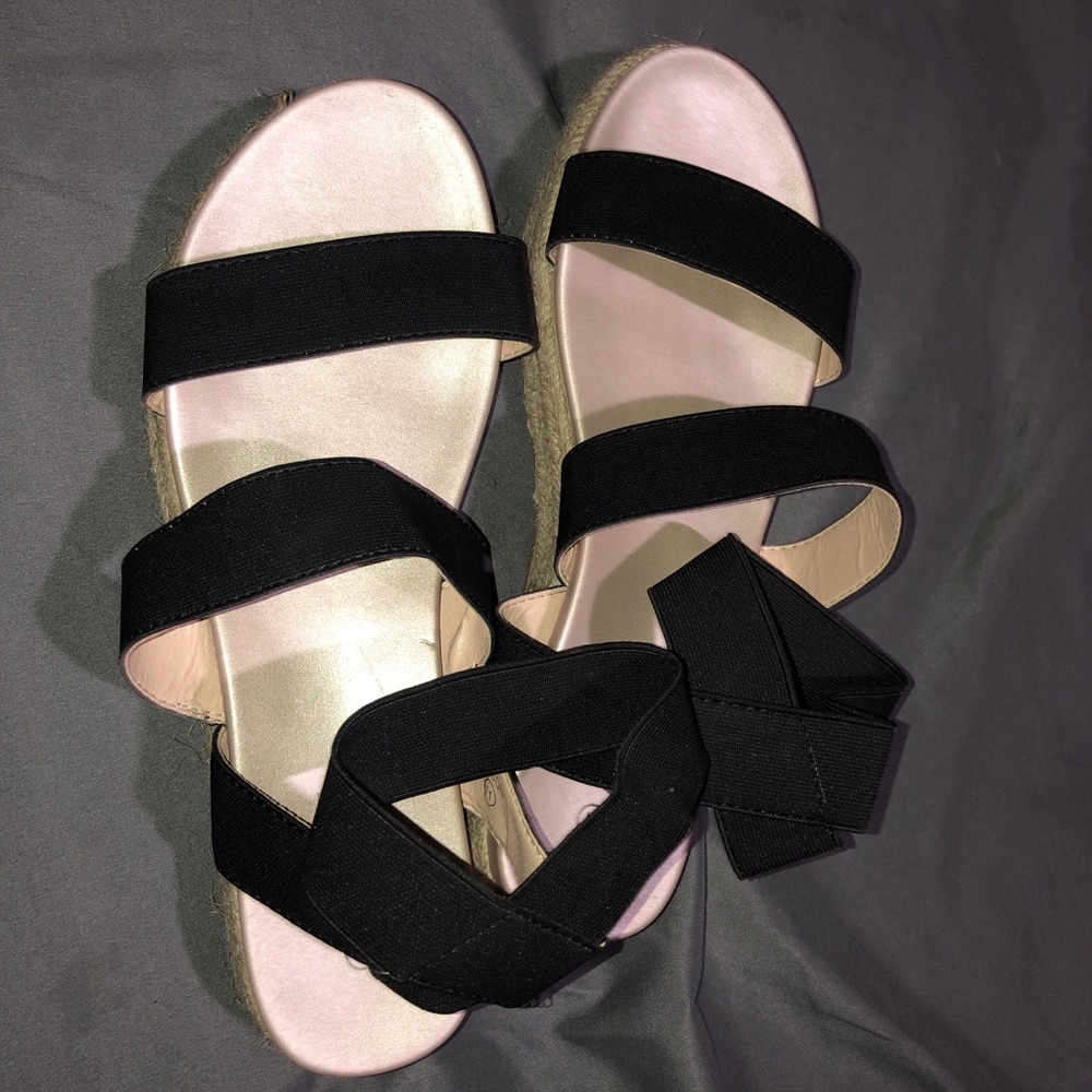 Sandals - Picture 2 of 4
